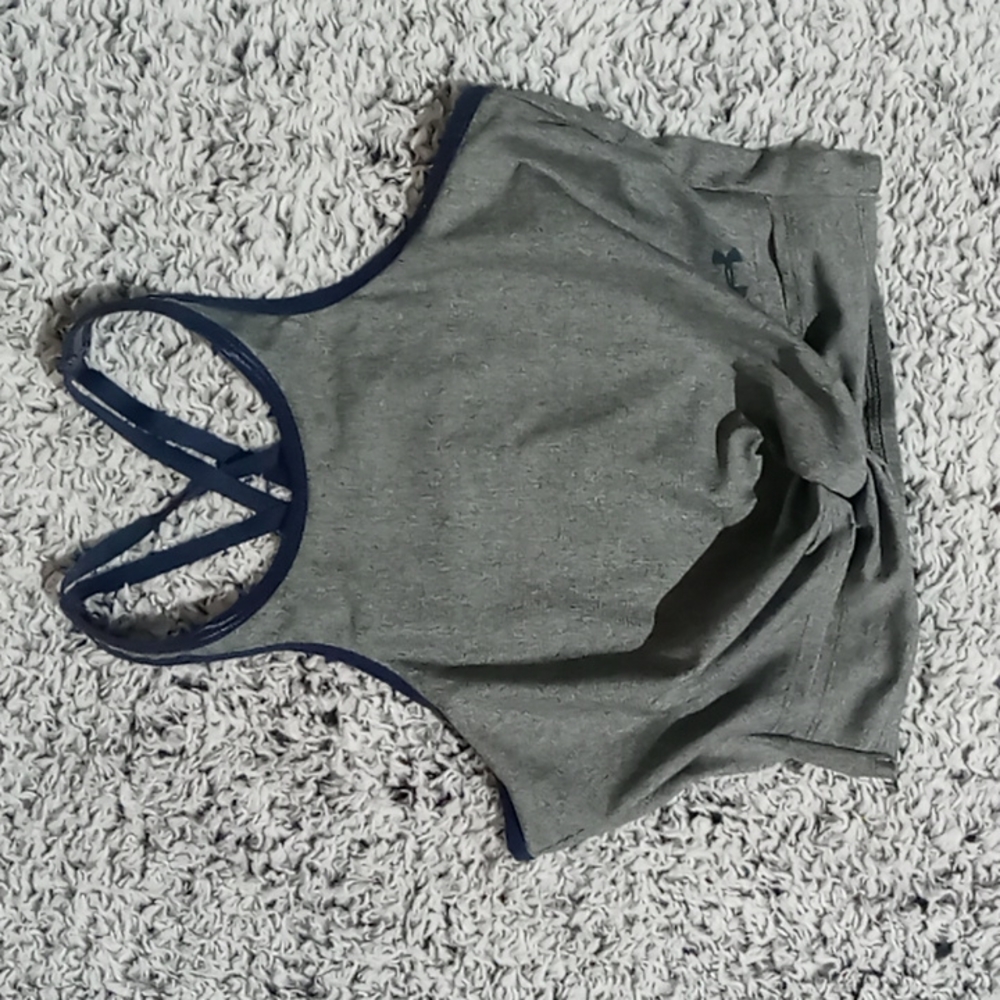 Under Armour Size M